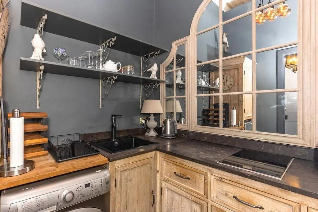 Maindoor Flat Nestled In Heart Of Stockbridge Apartment Edinburgh 0*,